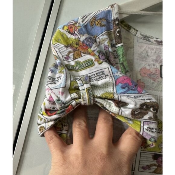 Pull & amp;Bear Sesame Street Cotton Top Size EUR L 30 - Picture 4 of 6